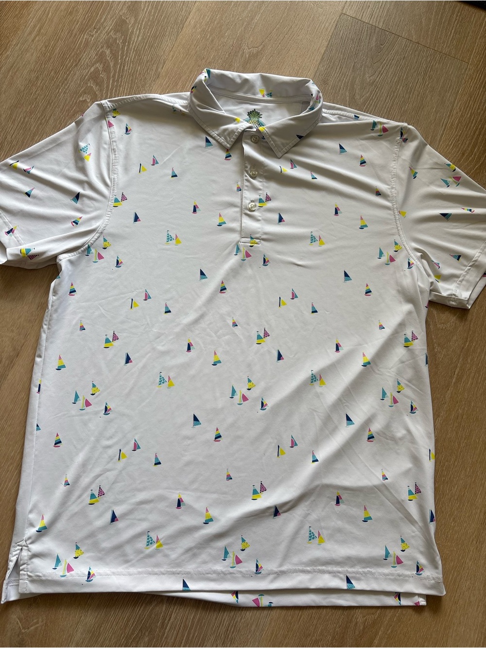 Chubbies white sailboat polo